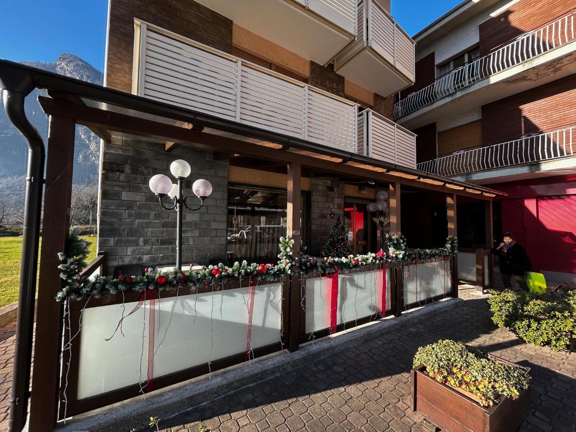 Albergo Carla Pont-Saint-Martin Εξωτερικό φωτογραφία